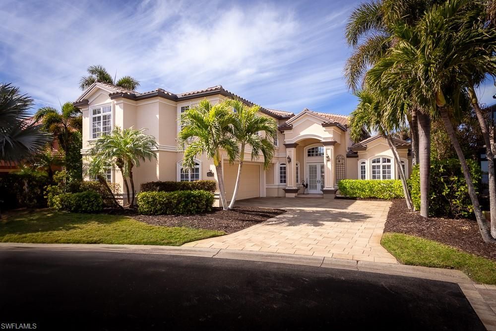 Backyard, Exterior, Facade, Mediterranean