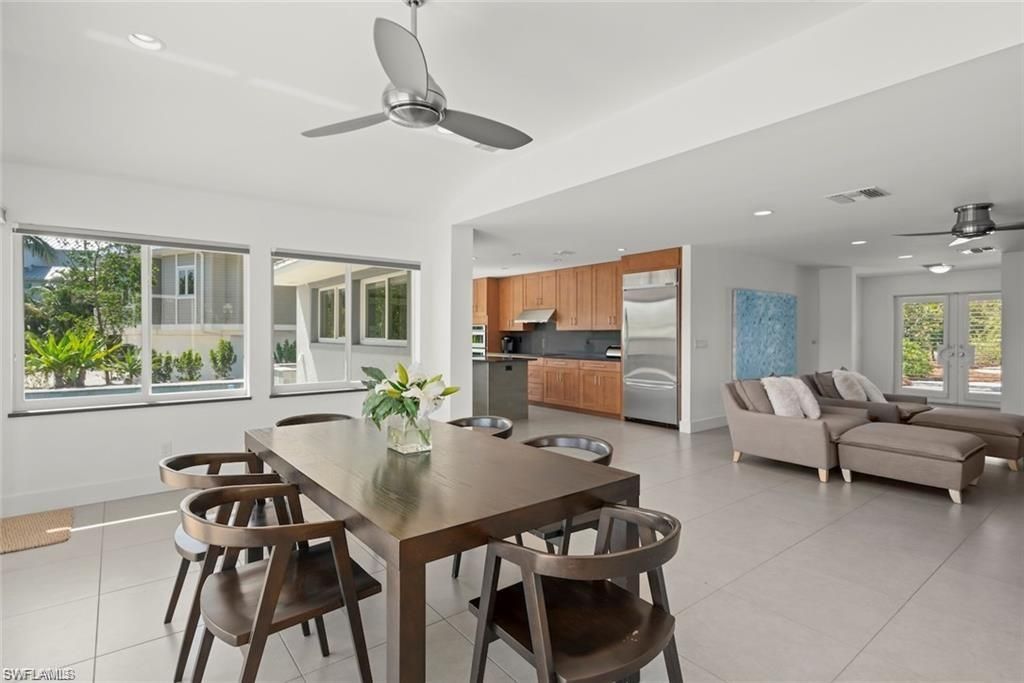 Dining room, Interior, Kitchen, Living room, Recessed Lighting