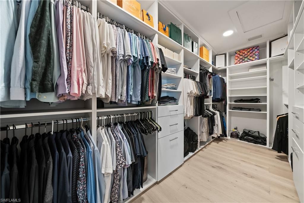 Interior, Recessed Lighting, Walk-in Closets, Wood Texture Flooring