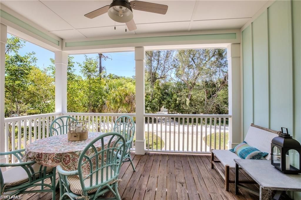 Interior, Sun Room, Wood Texture Flooring