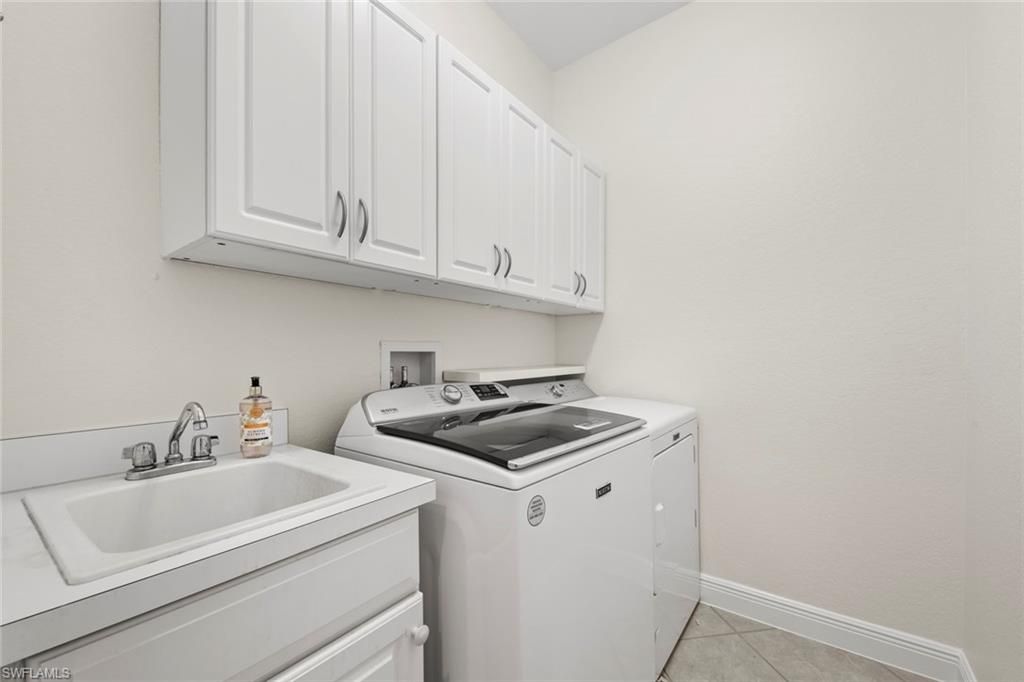 Interior, Washer