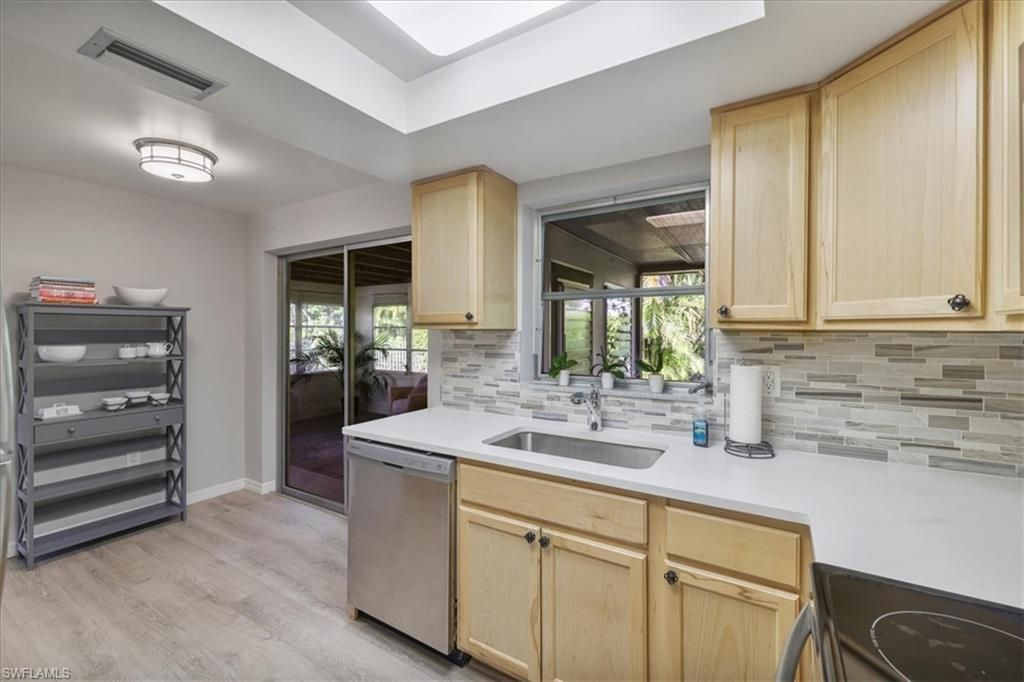 Interior, Kitchen, Wood Texture Flooring
