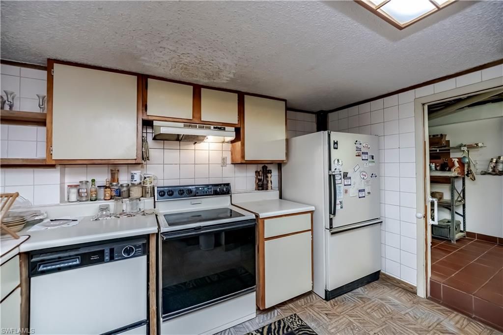 Interior, Kitchen