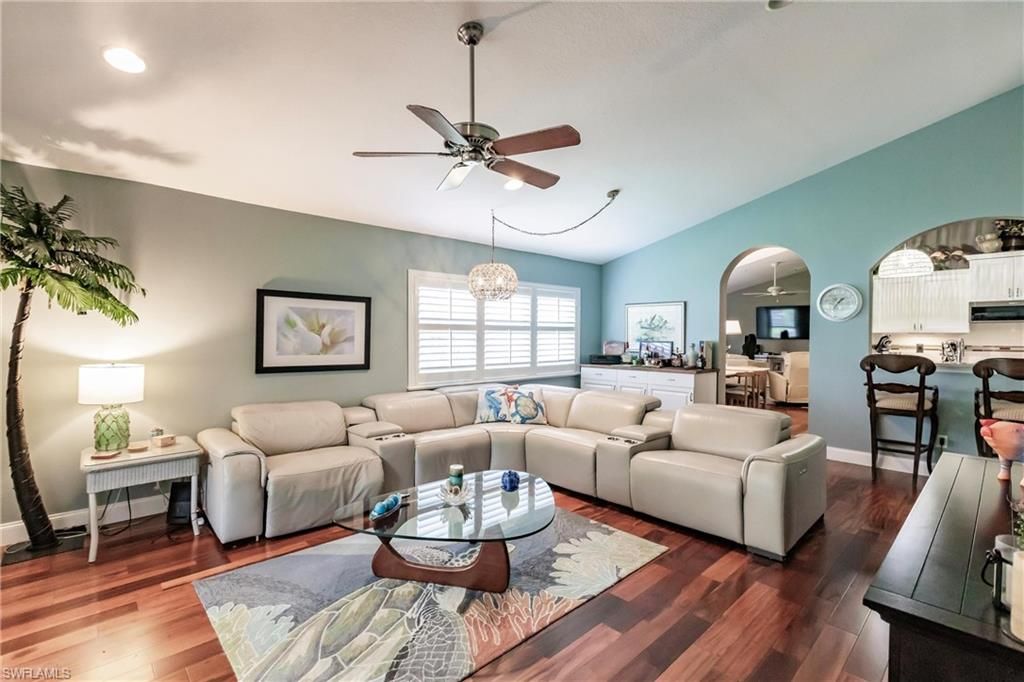 Chandelier, Dining room, Interior, Kitchen, Living room, Recessed Lighting, Wood Texture Flooring
