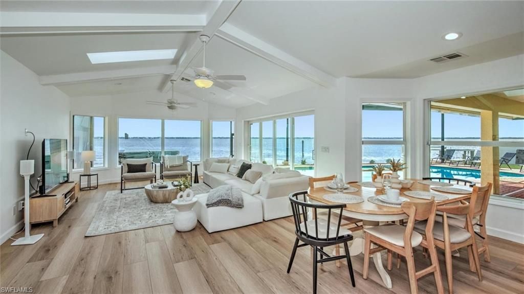 Dining room, Interior, Living room, Recessed Lighting, Water, Wood Texture Flooring
