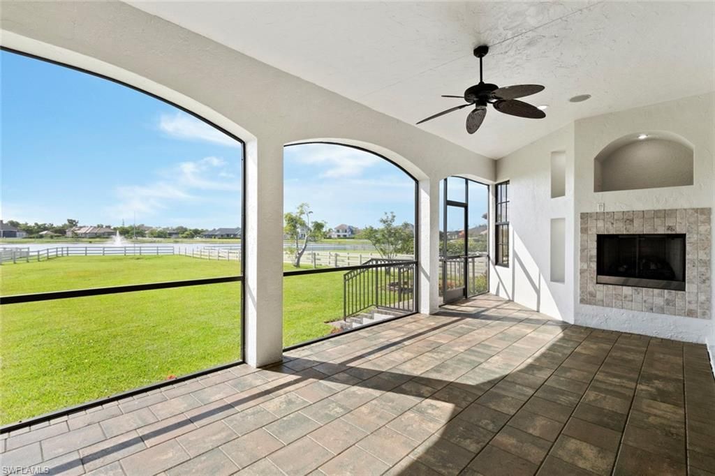 Fireplace, Interior, Recessed Lighting, Sun Room, Water