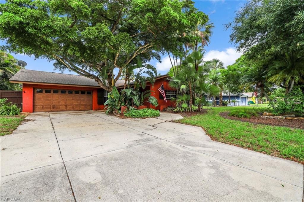 Backyard, Detached Garage, Exterior