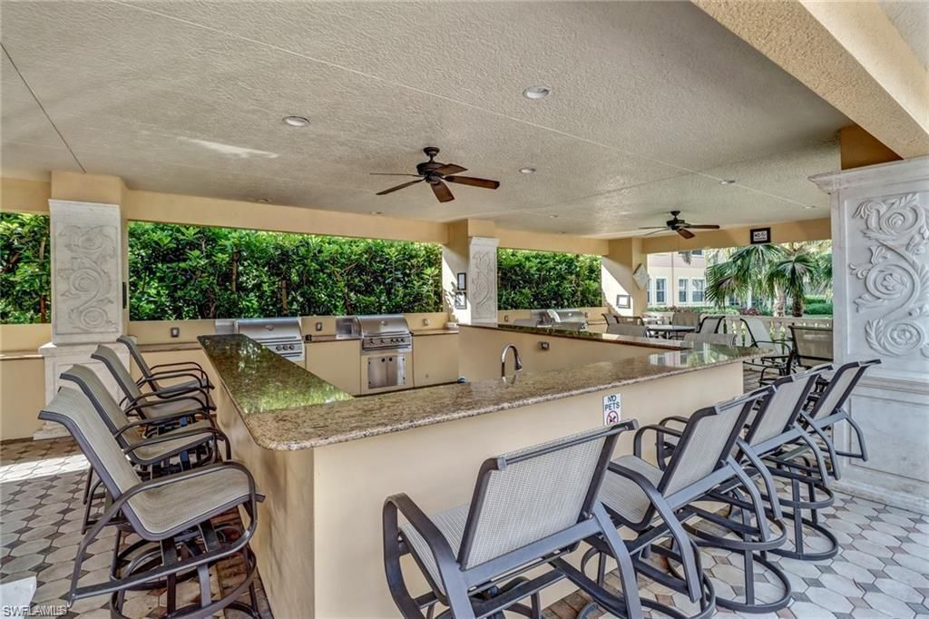 Exterior, Outdoor Kitchen