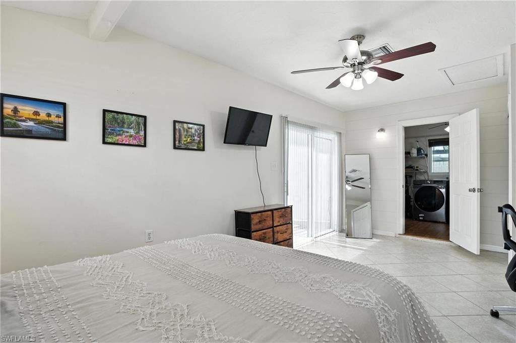 Bedroom, Interior, Washer