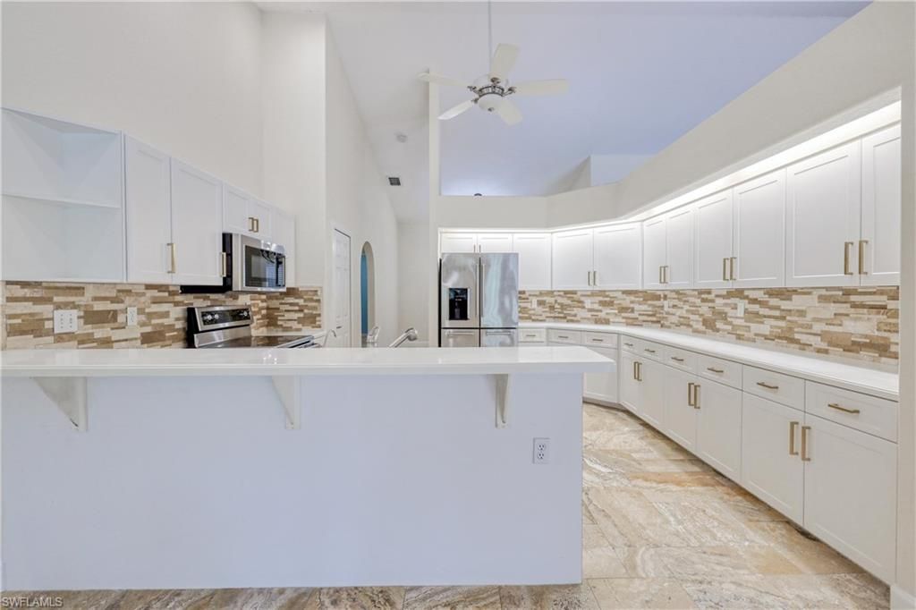 Interior, Kitchen, Stainless Steel Appliances