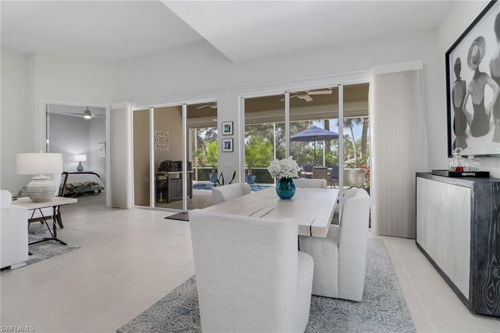 Dining room, Interior
