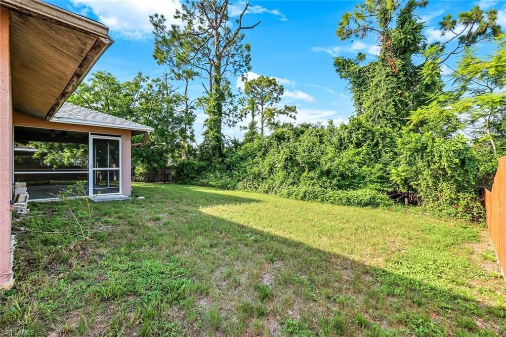 Backyard, Exterior