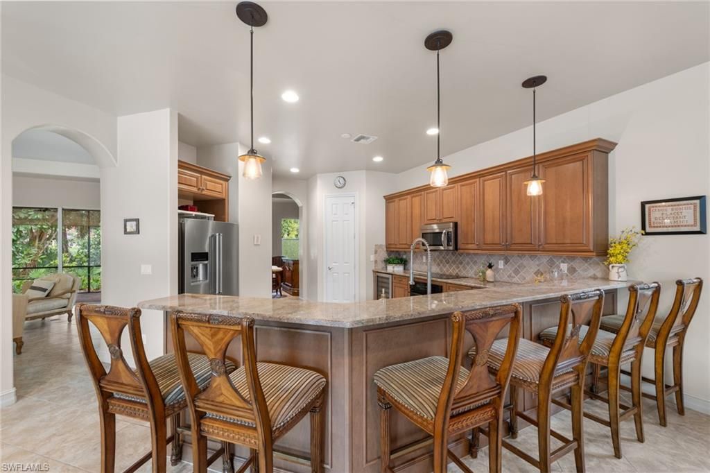 Dining room, Interior, Living room, Pendant Lights, Pool, Recessed Lighting