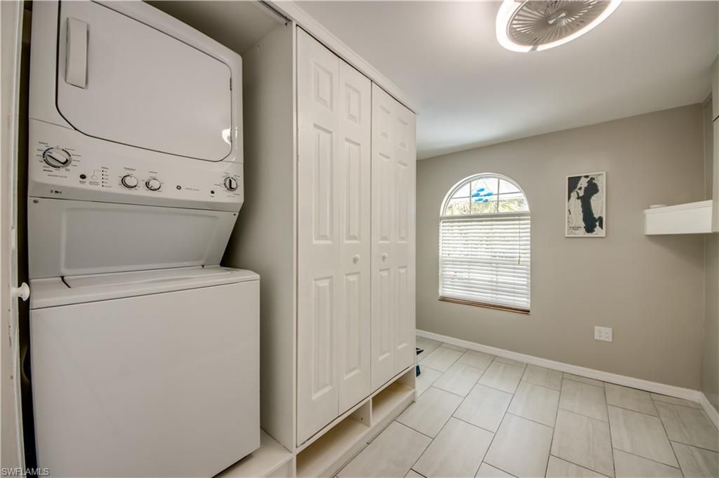 Interior, Utility Closets, Washer