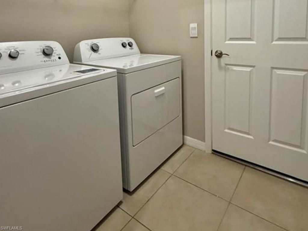 Interior, Washer