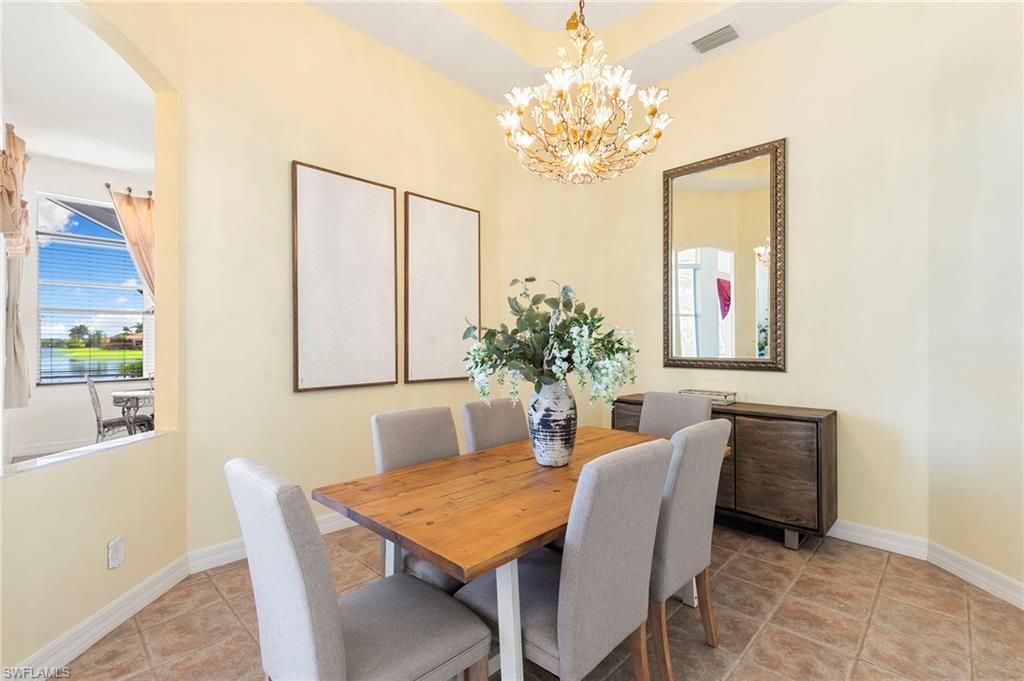 Chandelier, Dining room, Interior