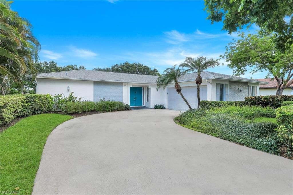 Attached, Backyard, Exterior, Facade, Ranch