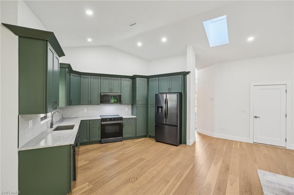 Interior, Kitchen, Recessed Lighting, Wood Texture Flooring