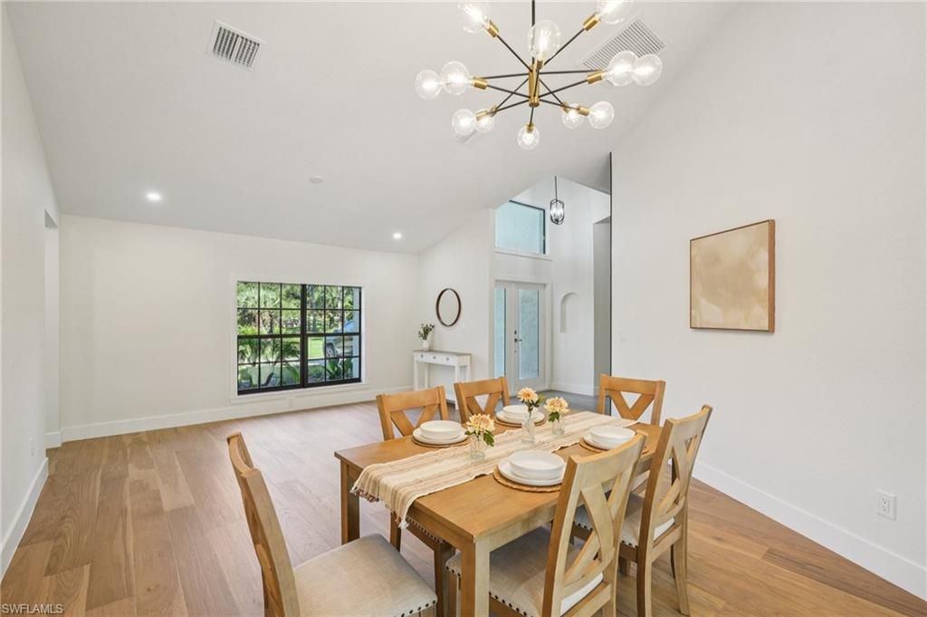 Dining room, Interior, Pendant Lights, Recessed Lighting, Wood Texture Flooring