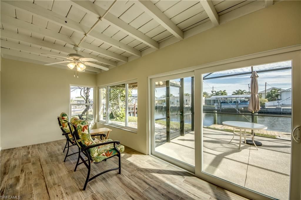 Interior, Sun Room, Water, Wood Texture Flooring