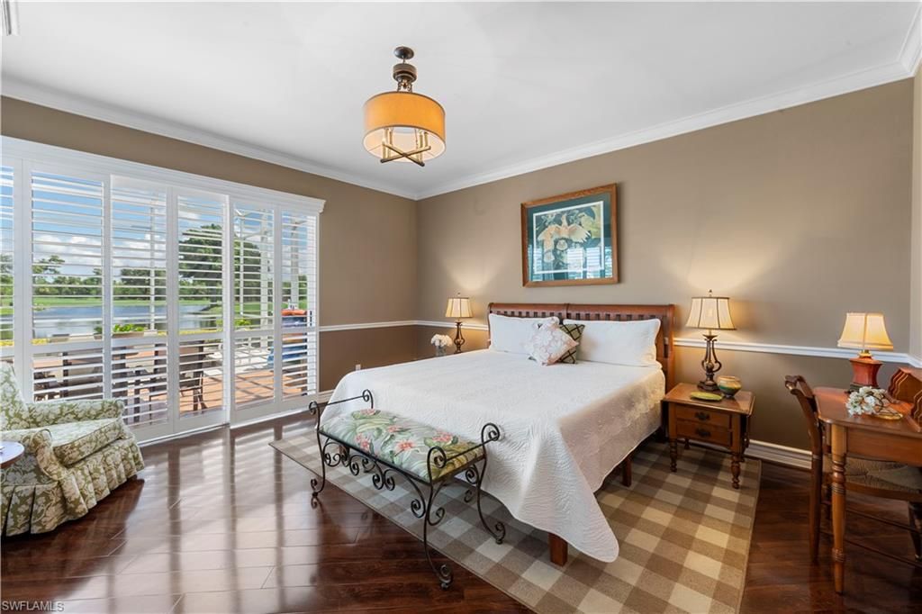 Bedroom, Interior, Water, Wood Texture Flooring