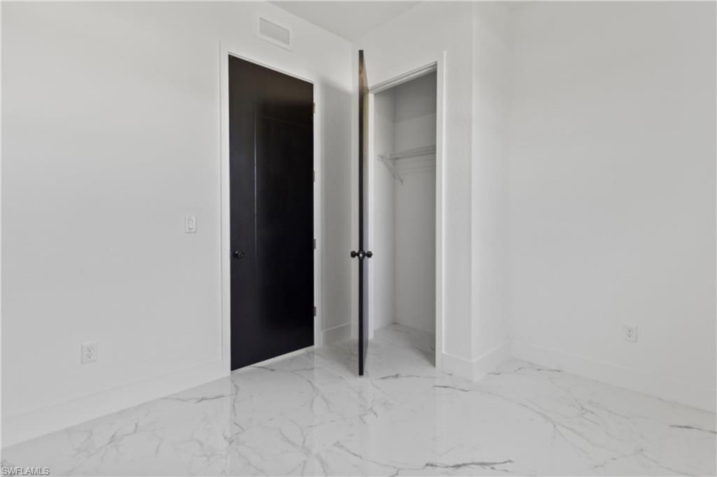 Empty room, Interior, Marble