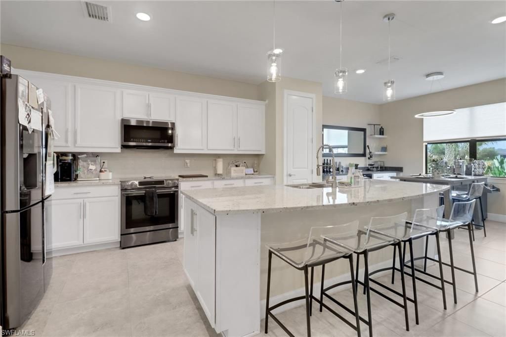 Interior, Kitchen, Pendant Lights, Recessed Lighting, Stainless Steel Appliances