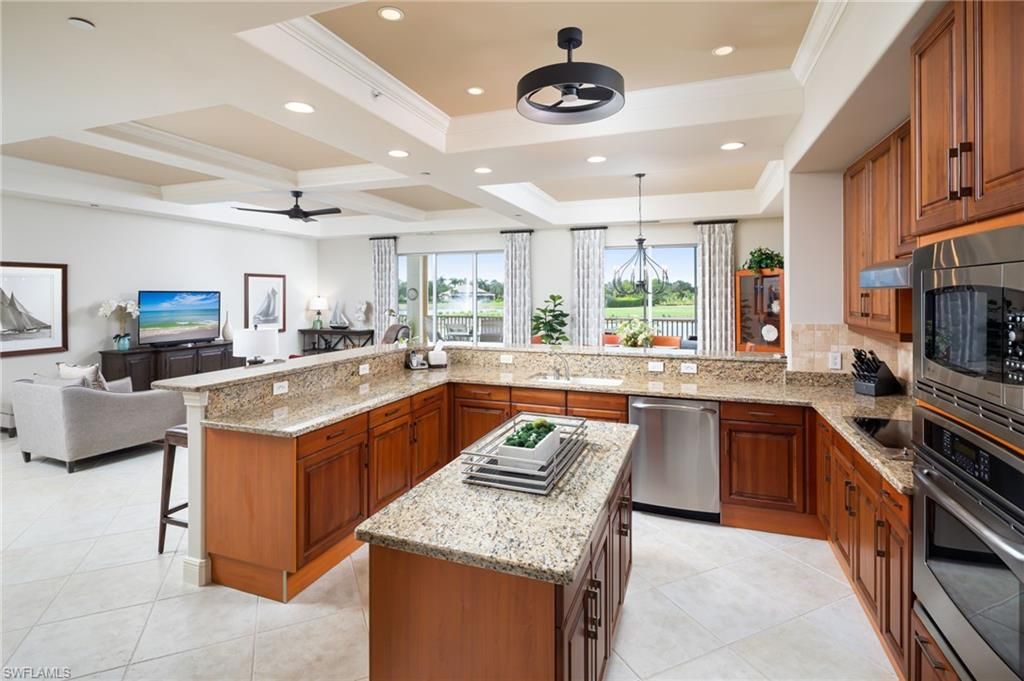 Interior, Kitchen, Living room, Pendant Lights, Recessed Lighting, Stainless Steel Appliances