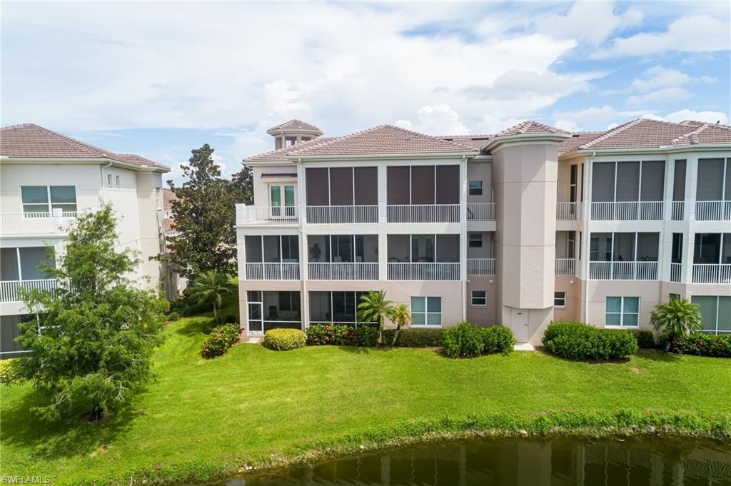Exterior, Facade, Condo Building