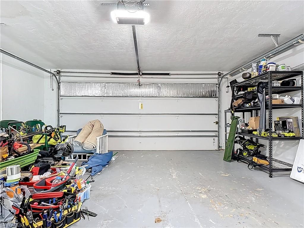Garage, Interior