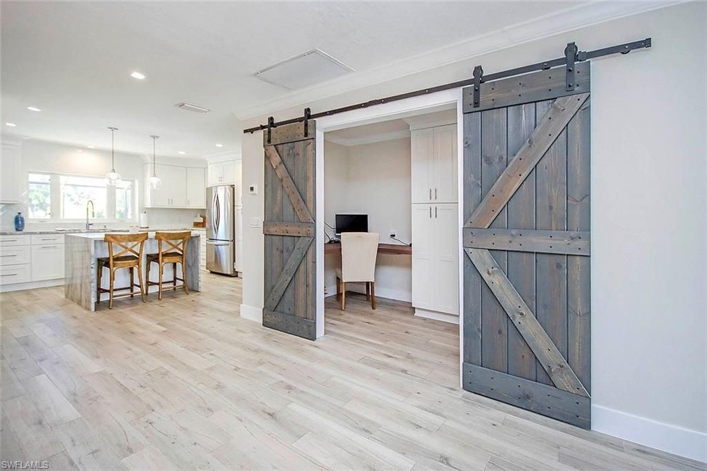 Interior, Kitchen, Pendant Lights, Recessed Lighting, Wood Texture Flooring