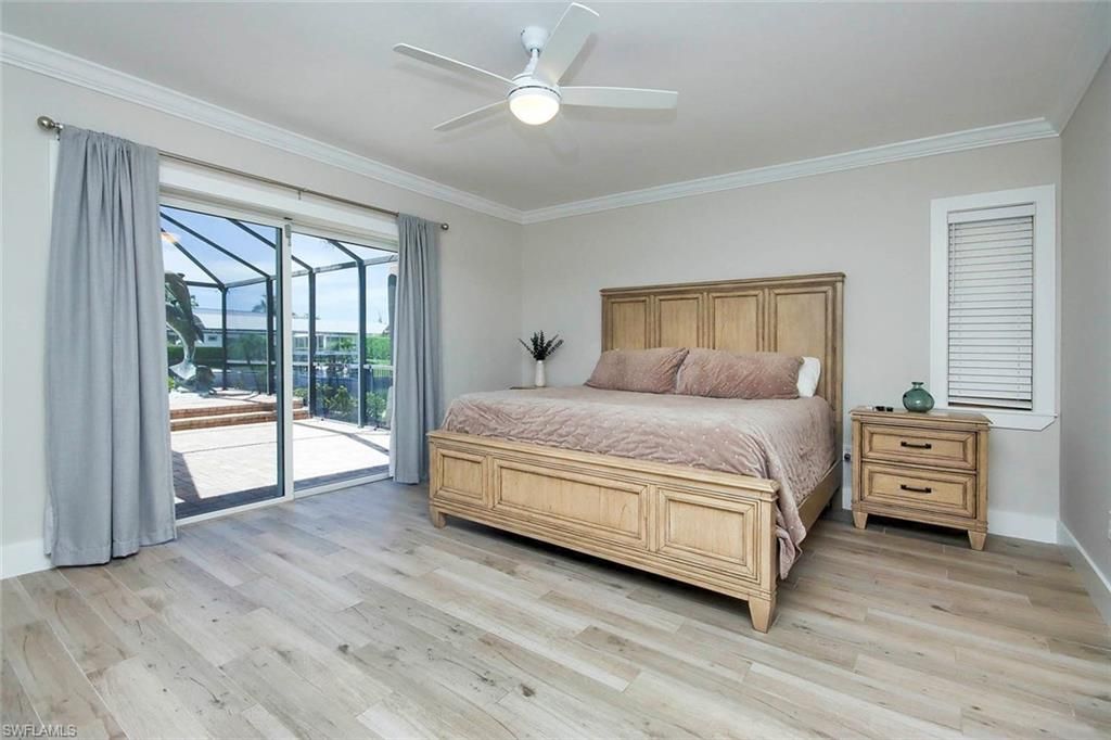 Bedroom, Interior, Sun Room, Wood Texture Flooring