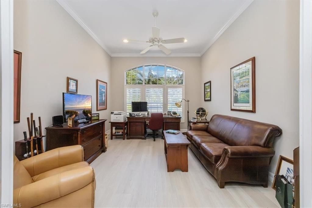 Home Office, Interior, Recessed Lighting, Wood Texture Flooring