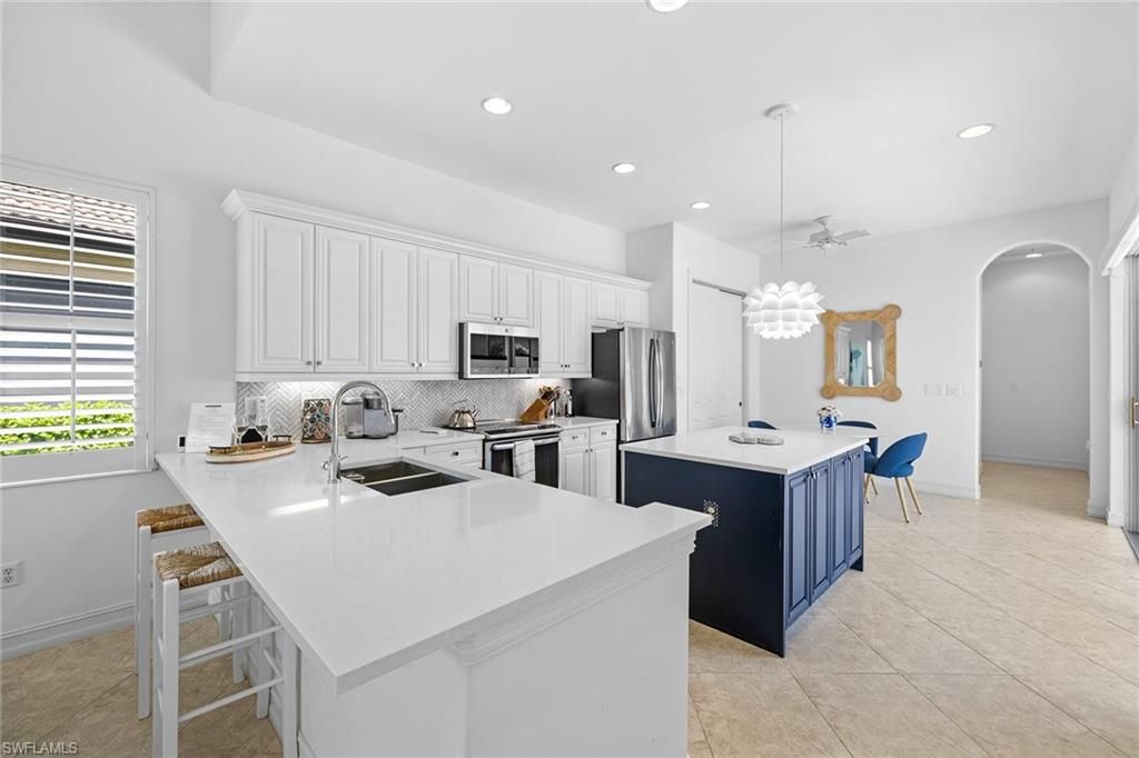Interior, Kitchen, Pendant Lights, Recessed Lighting, Stainless Steel Appliances