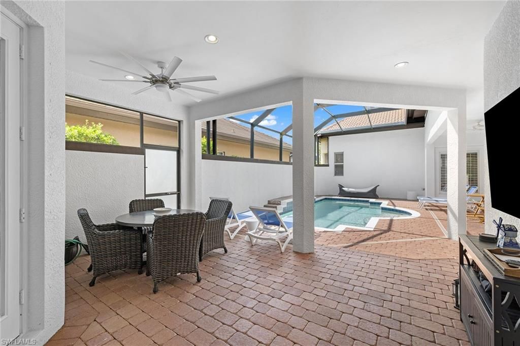 Dining room, Glass Ceilings, Interior, Pool, Recessed Lighting, Sun Room