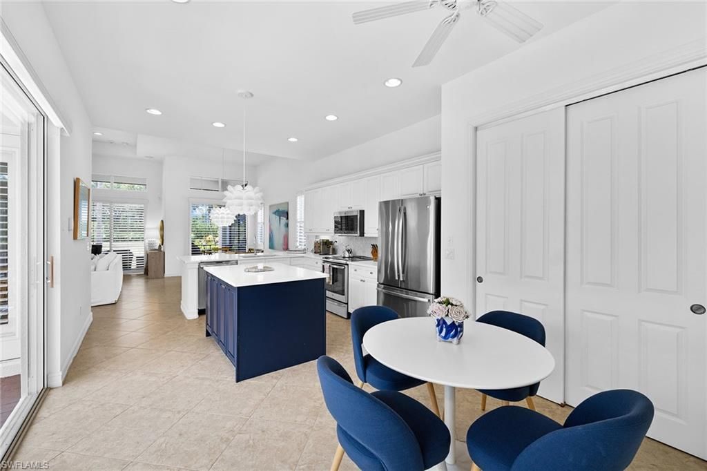 Dining room, Interior, Kitchen, Pendant Lights, Recessed Lighting, Stainless Steel Appliances