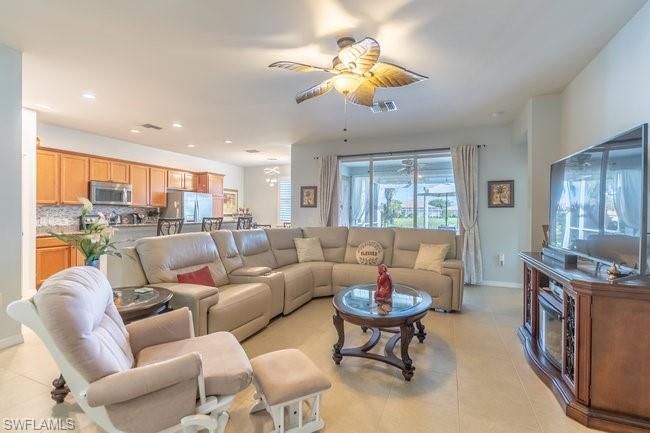 Interior, Kitchen, Living room, Recessed Lighting, Stainless Steel Appliances