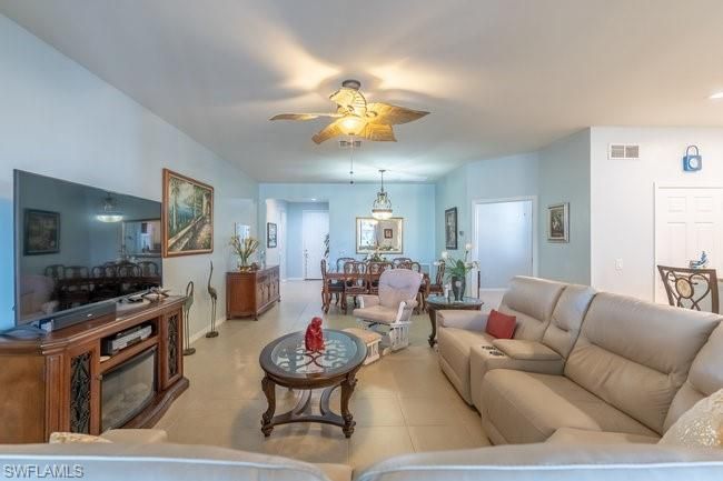 Dining room, Interior, Living room, Pendant Lights, Recessed Lighting