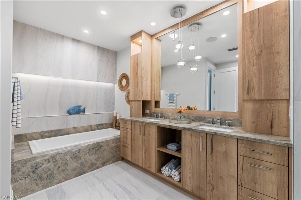 Bathroom, Dual Sink Vanities, Interior, Marble, Pendant Lights, Recessed Lighting