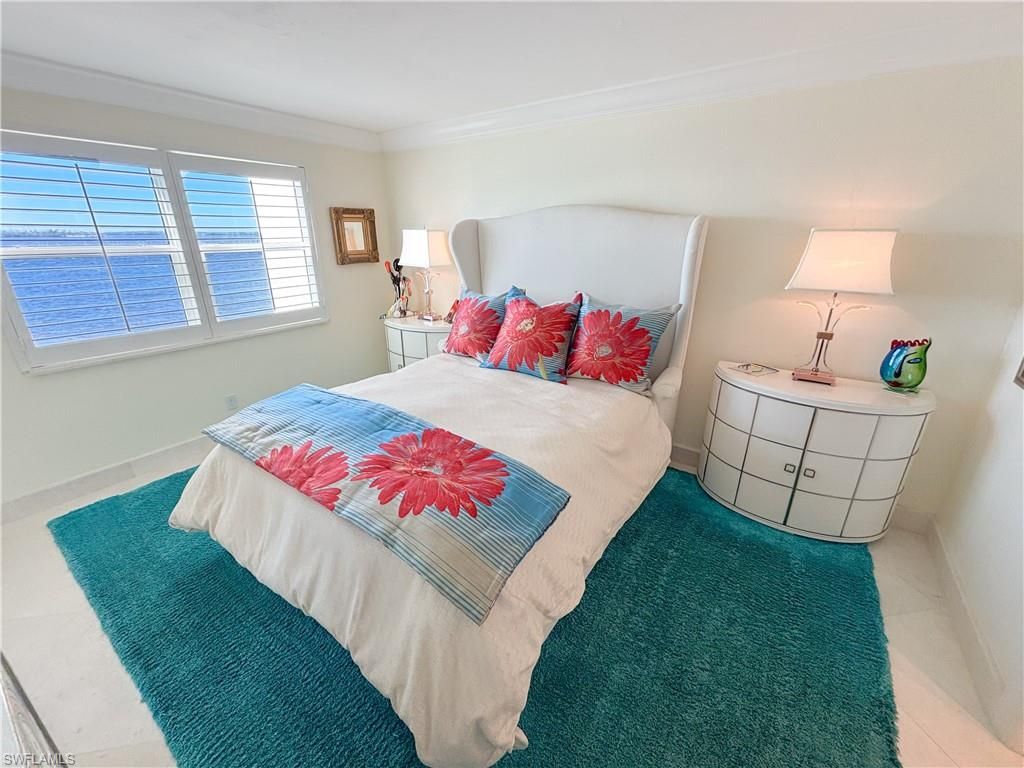 Bedroom, Interior, Water