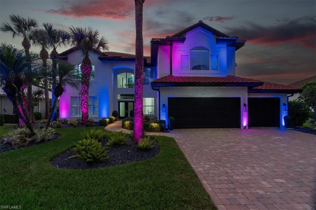 Attached, Exterior, Facade, Spanish Mediterranean