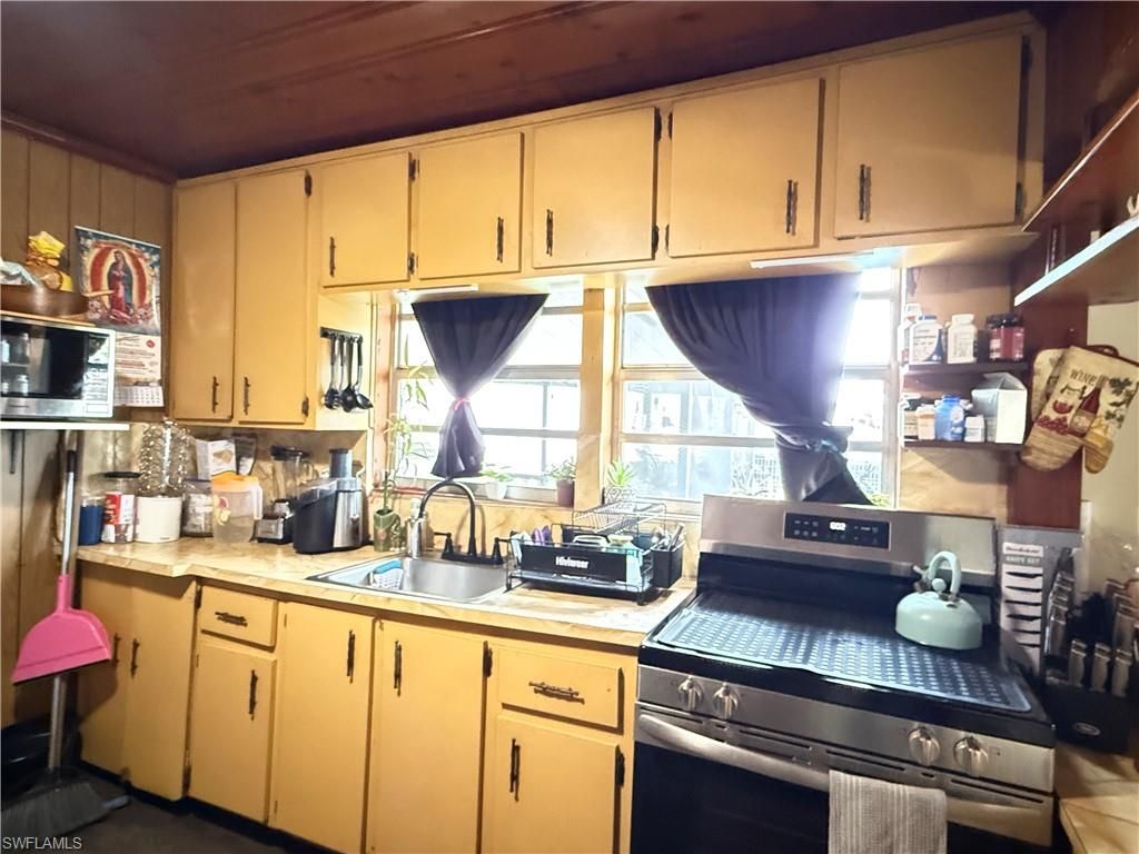 Interior, Kitchen