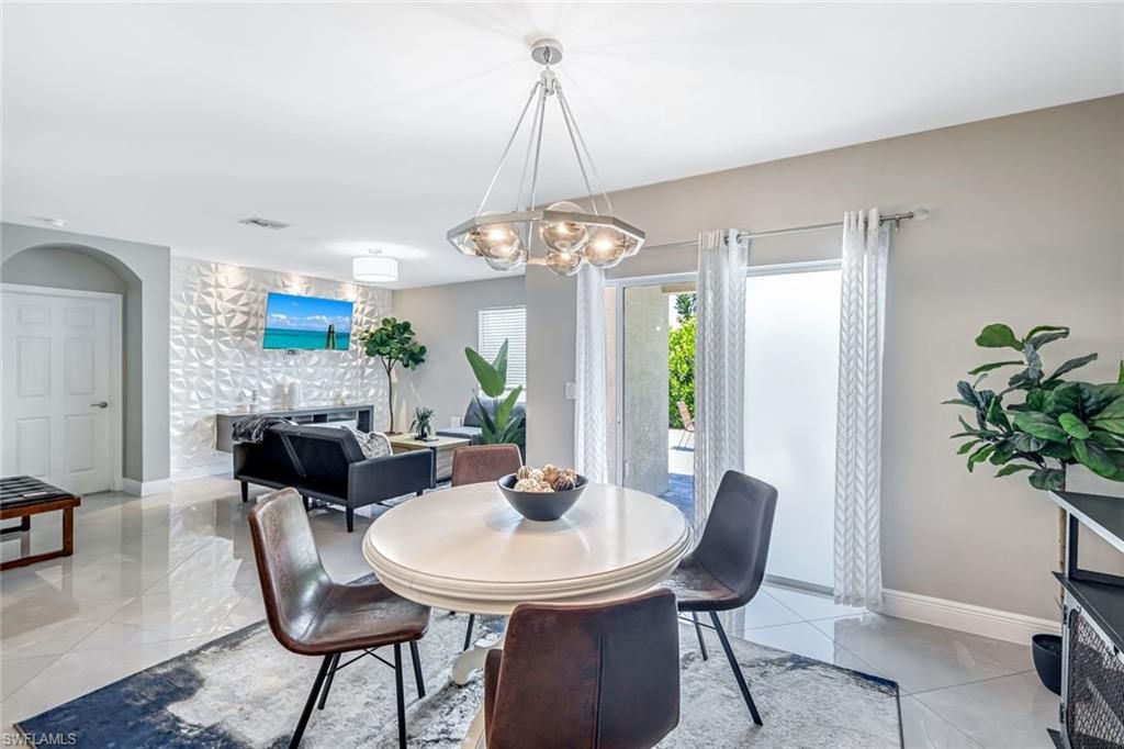 Dining room, Fireplace, Interior, Pendant Lights