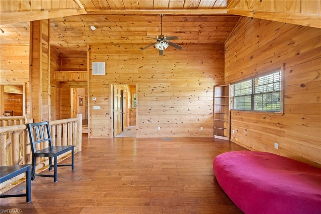 Empty room, Interior, Wooden Ceilings, Wood Texture Flooring, Wooden Walls