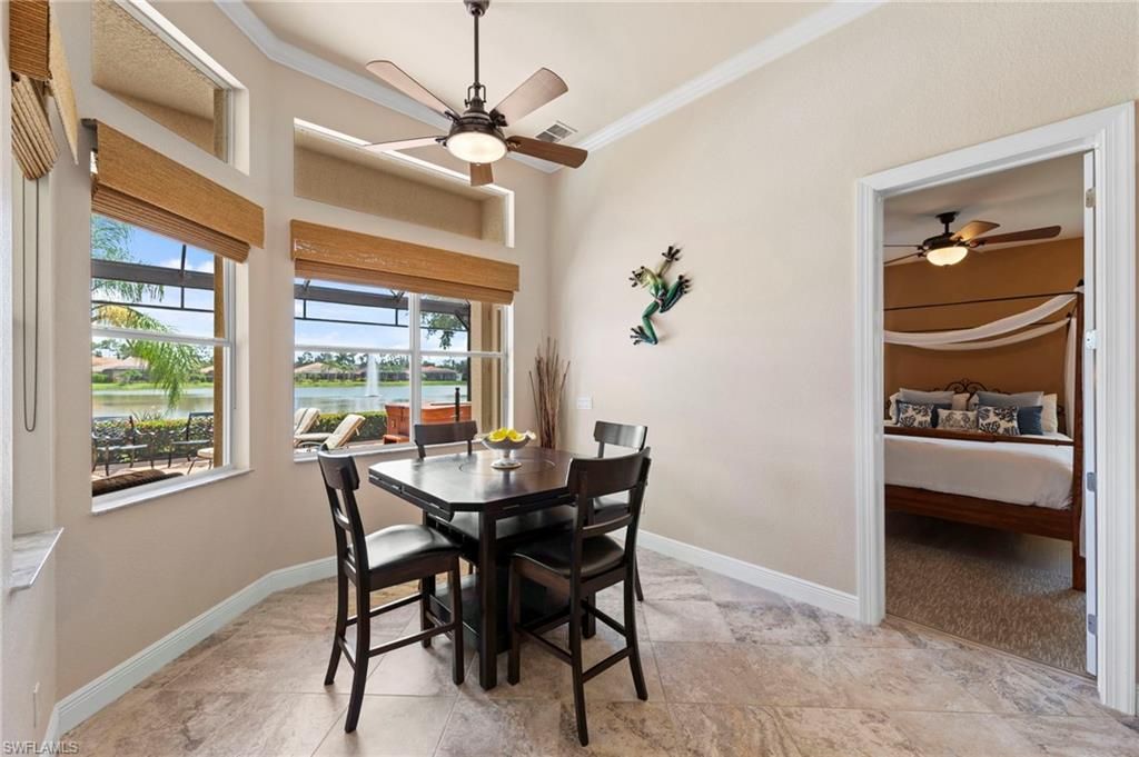 Bedroom, Dining room, Interior, Water