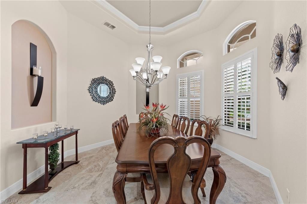 Dining room, Interior, Kitchen, Pendant Lights, Recessed Lighting, Stainless Steel Appliances