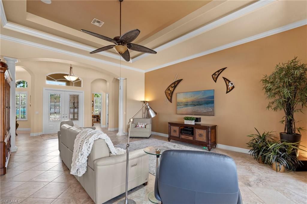 Dining room, Interior, Pendant Lights, Recessed Lighting
