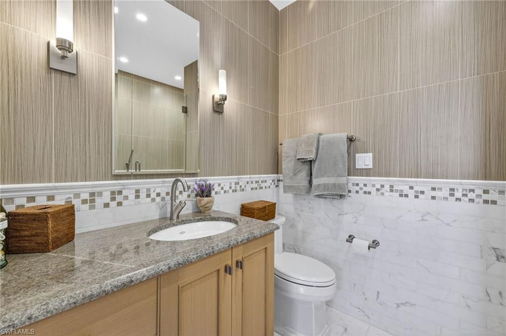 Bathroom, Interior, Marble, Recessed Lighting