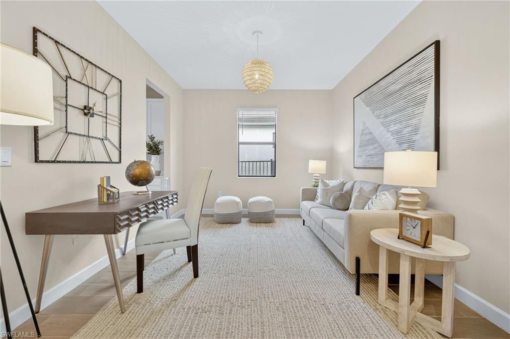 Chandelier, Dining room, Interior, Living room