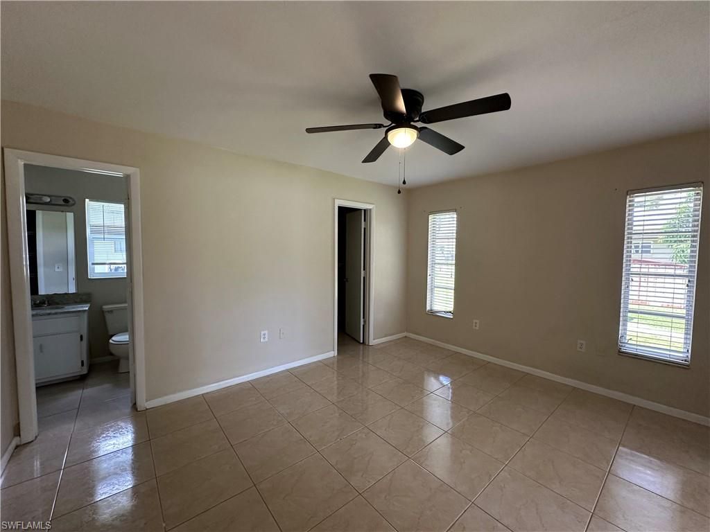 Bathroom, Empty room, Interior